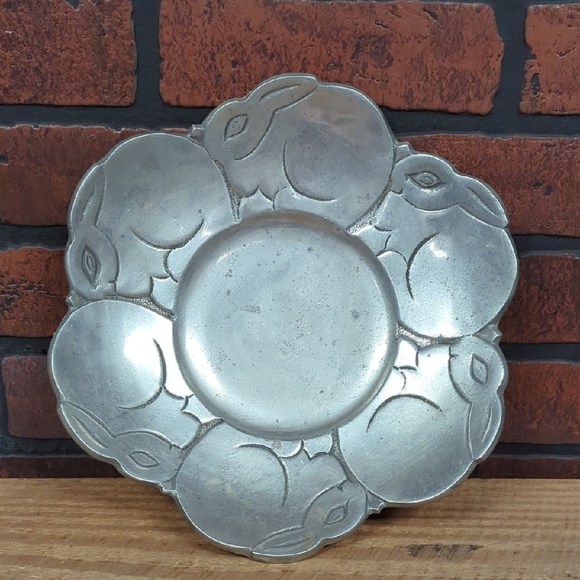 Other - Silver Decorative Plate with Rabbit Design